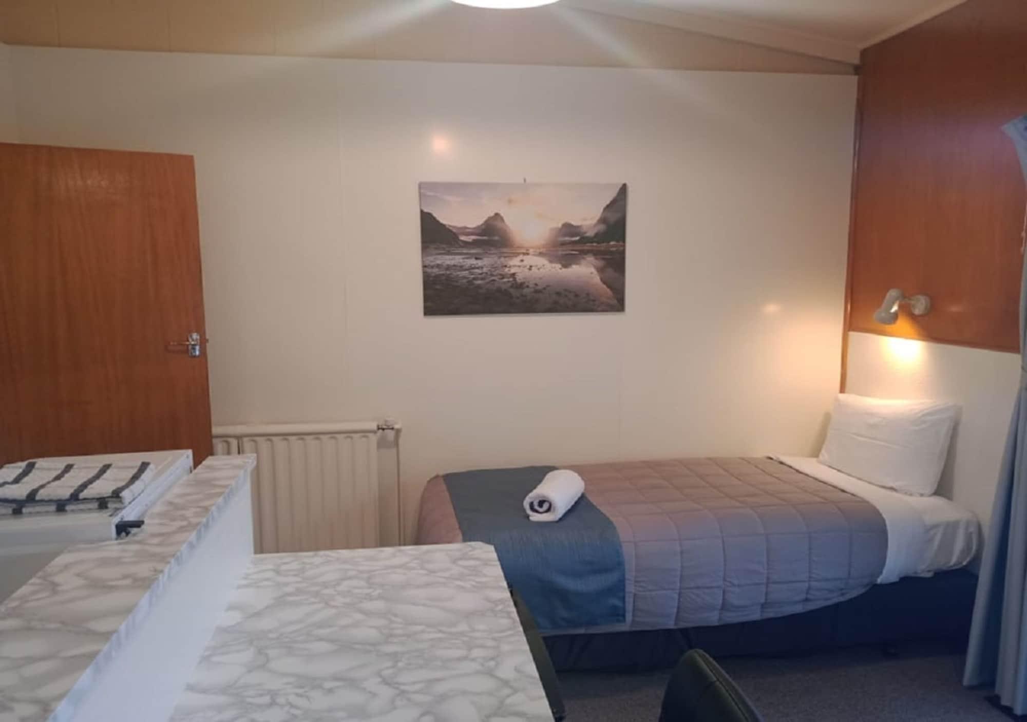 Alpine View Motel Te Anau Eksteriør bilde