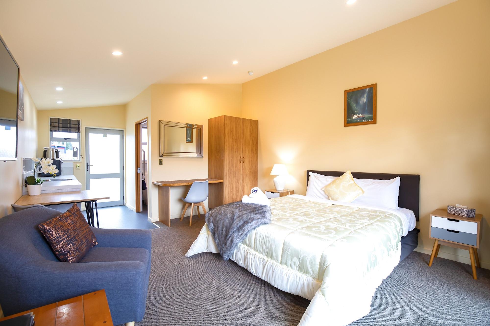 Alpine View Motel Te Anau Eksteriør bilde