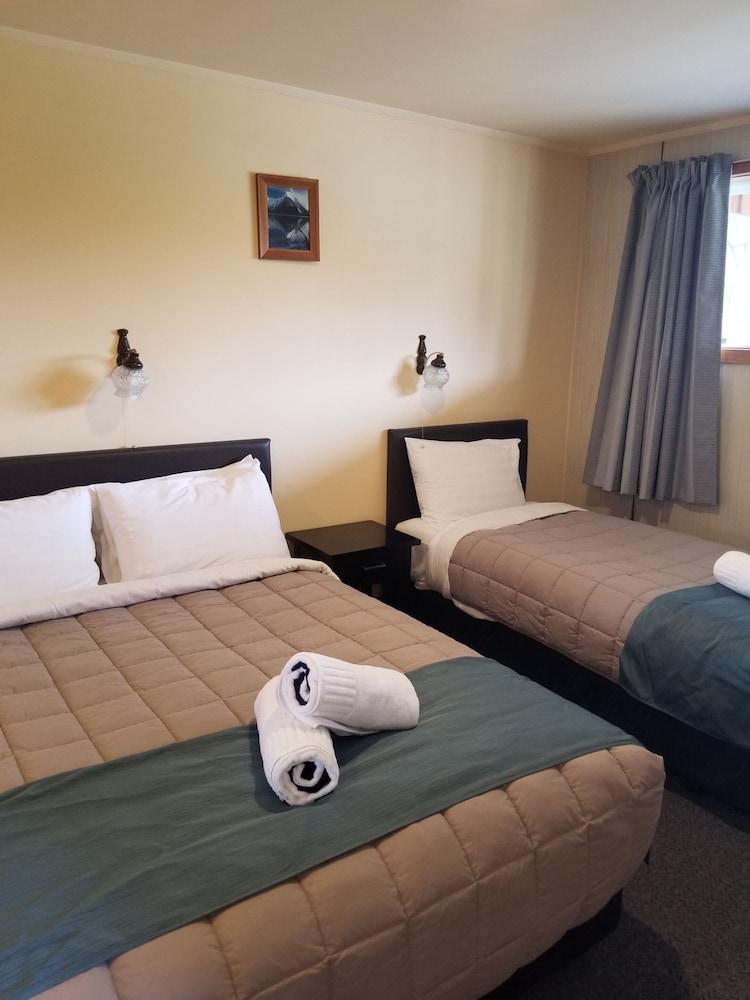 Alpine View Motel Te Anau Eksteriør bilde