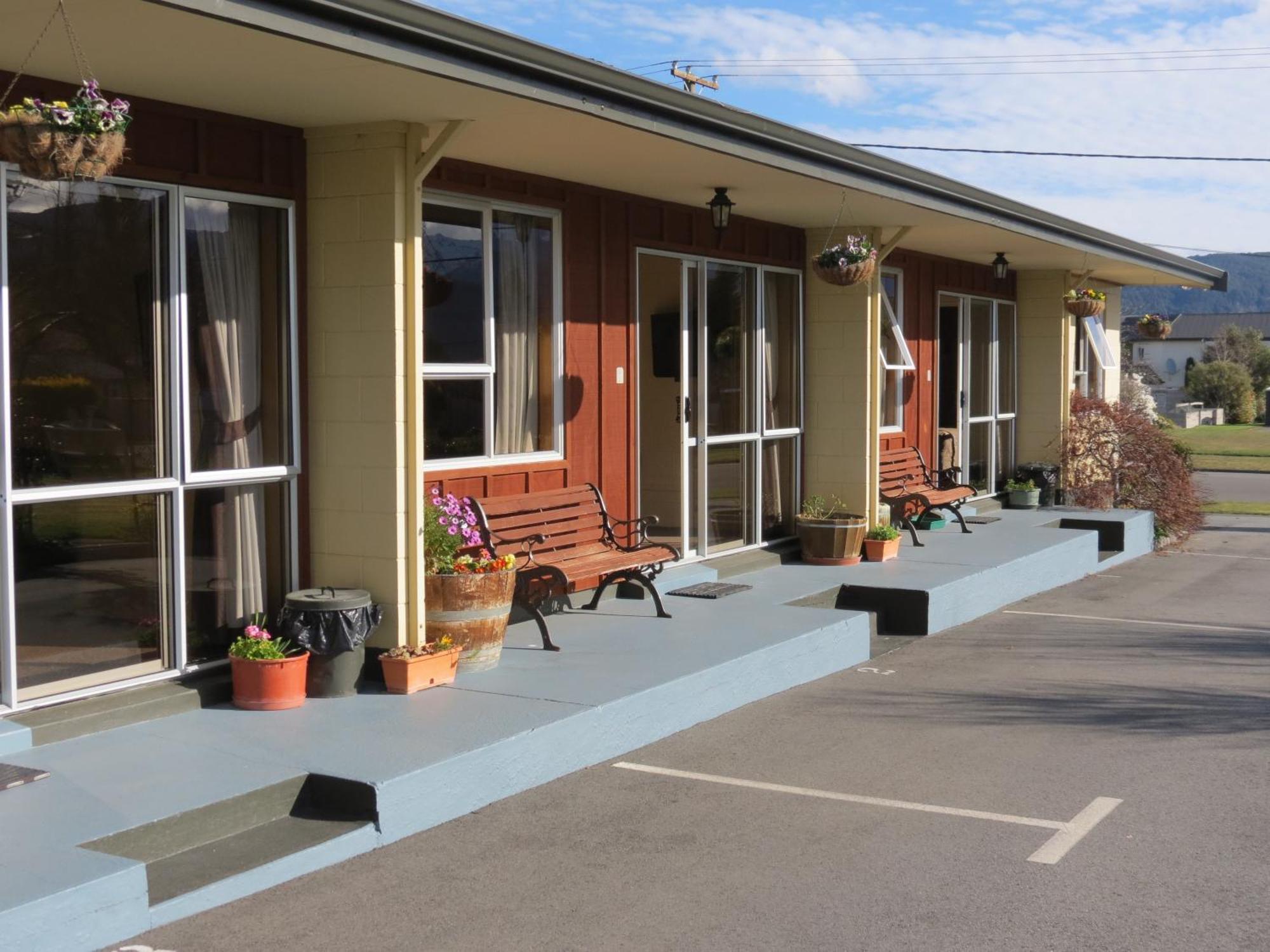 Alpine View Motel Te Anau Eksteriør bilde