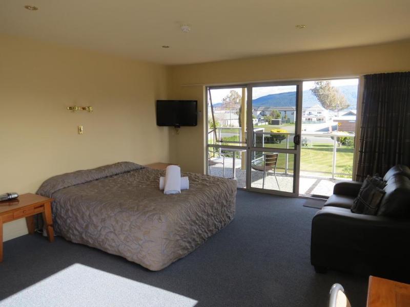 Alpine View Motel Te Anau Eksteriør bilde
