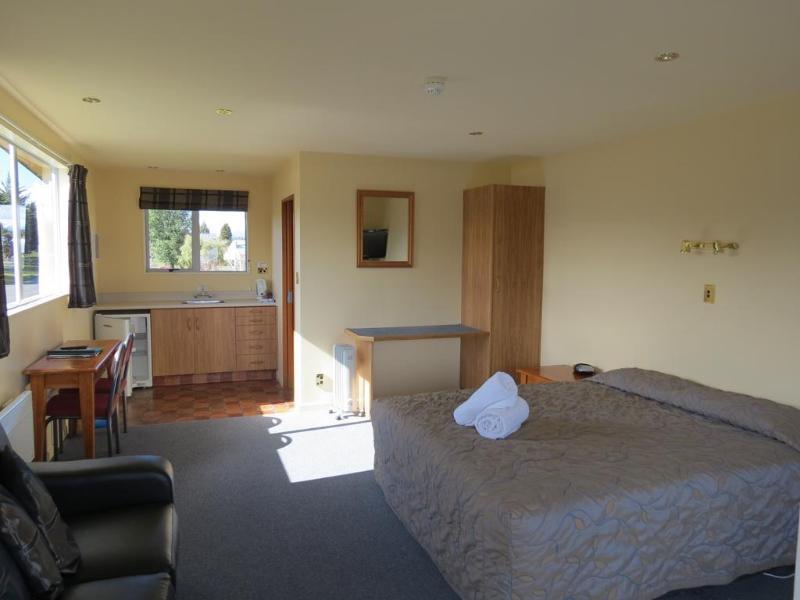 Alpine View Motel Te Anau Eksteriør bilde