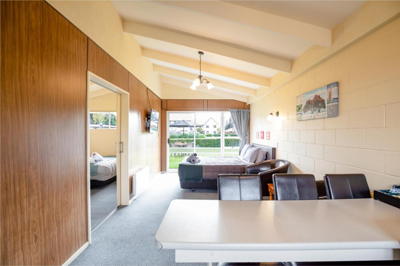 Alpine View Motel Te Anau Eksteriør bilde