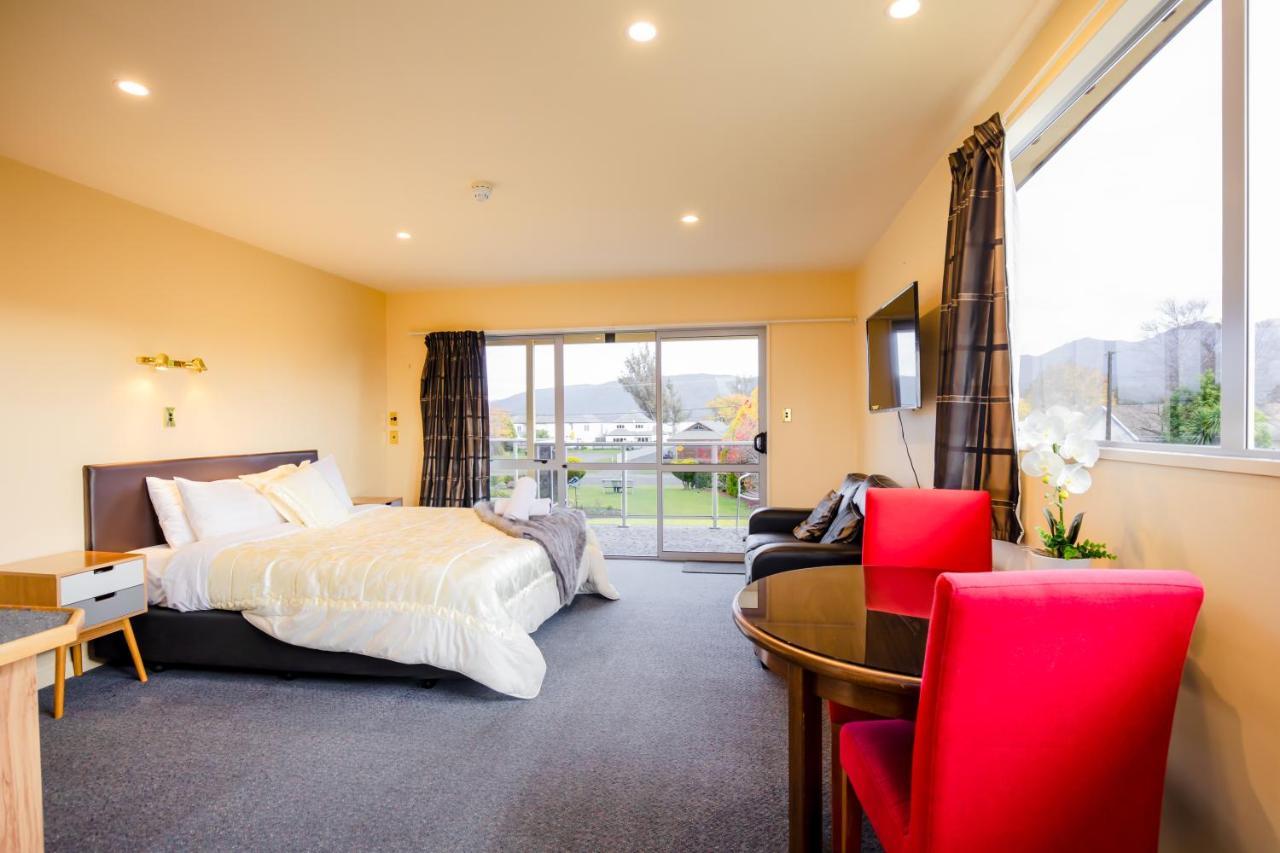 Alpine View Motel Te Anau Eksteriør bilde